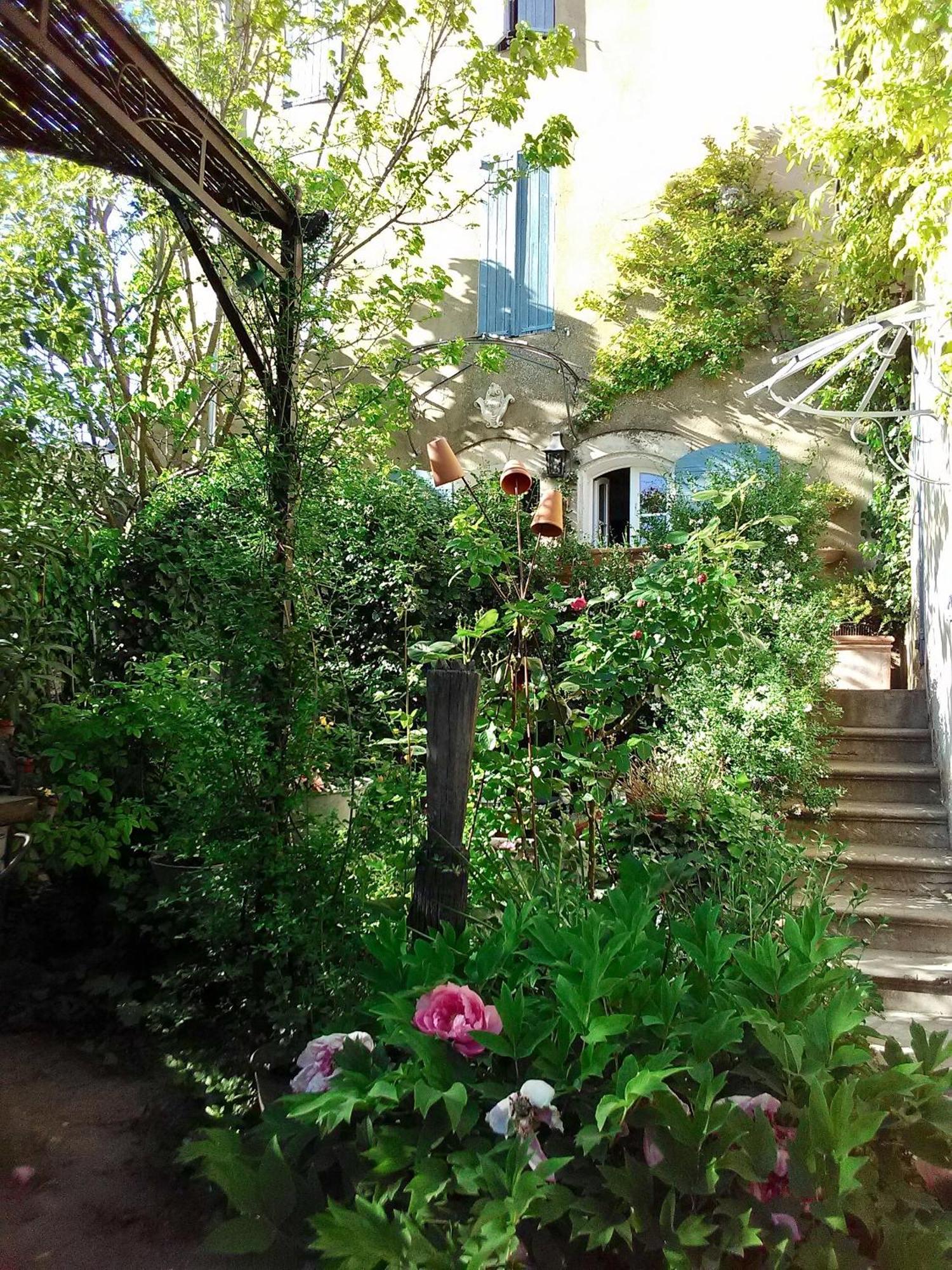 Au Puits De La Fontaine Hotel Tavernes ภายนอก รูปภาพ
