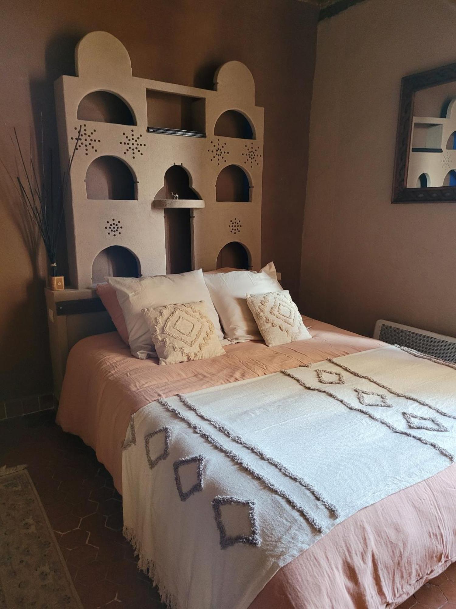 Au Puits De La Fontaine Hotel Tavernes ห้อง รูปภาพ